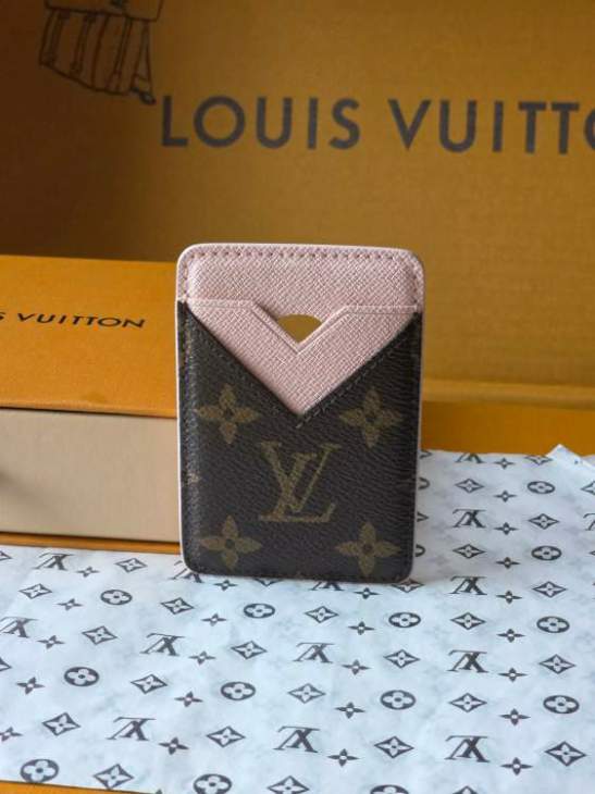 Picture of Louis Vuitton Wallets _SKUfw232841388fw